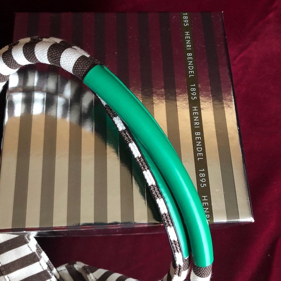 Henri Bendel Canvas Magazine Tote ❣️PRICE FIRM❣️ - Picture 9 of 10